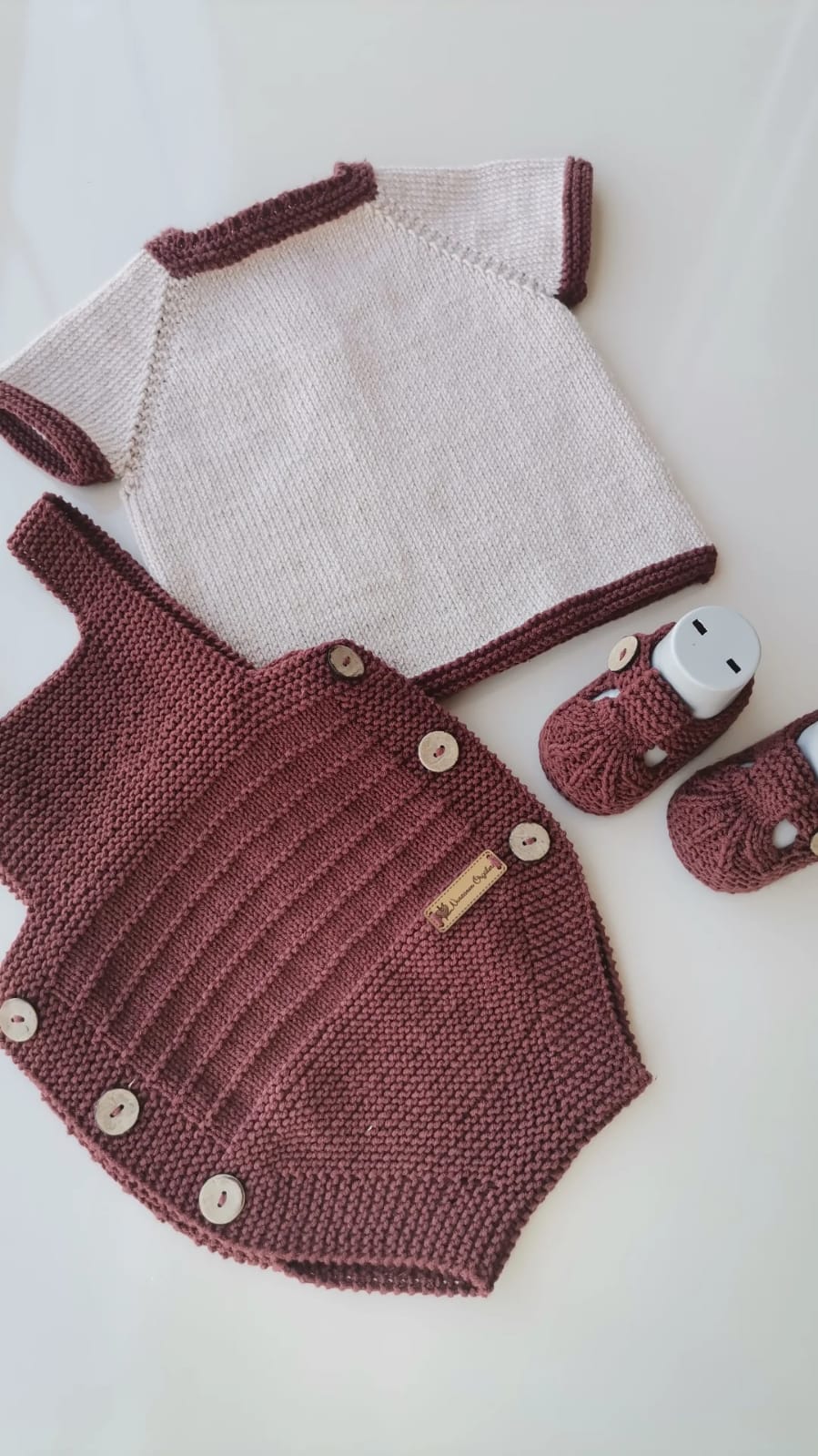 Salopet bebek tulumu ve hirka seti bordo krem kombinasyonu